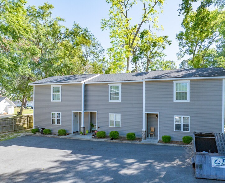 1105 N Oak St, Valdosta, GA à vendre - Photo de l’immeuble – Image 3 sur 5