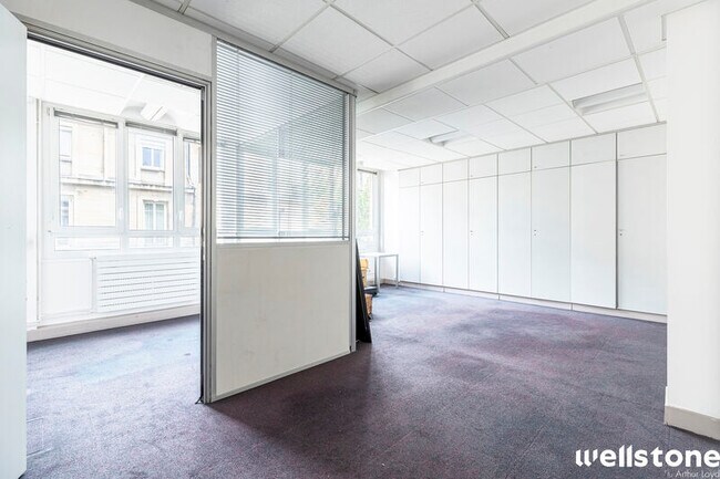 Plus de détails pour 21 Rue D'Artois, Paris - Bureau à louer