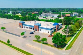 5200-5210 W Saginaw Hwy, Lansing, MI - VUE AÉRIENNE  vue de carte - Image1