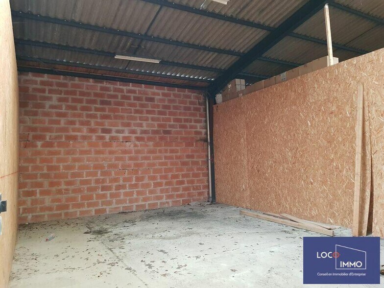 Local d’activités dans Bruges à louer - Photo de l’immeuble – Image 1 sur 3