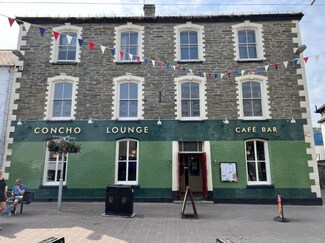 Plus de détails pour 16 Bank St, Newquay - Local commercial à vendre