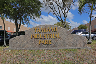 Tamiami Industrial Park - Immobilier d'entreprise