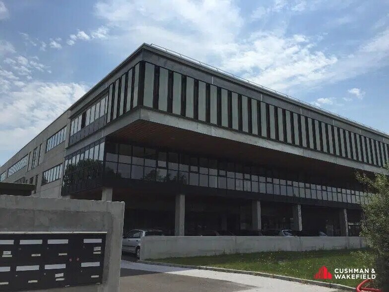 Bureau dans Mérignac à louer - Photo de l’immeuble – Image 1 sur 7
