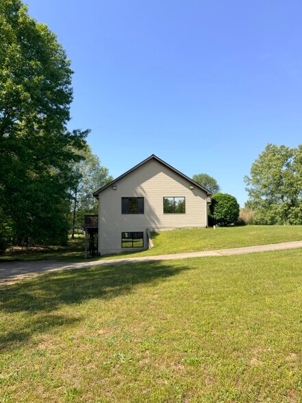 50744 25th St, Mattawan, MI à vendre - Photo de l’immeuble – Image 3 sur 4