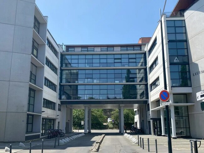 Plus de détails pour Bureau à louer