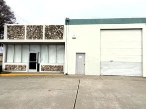 23950-23996 Clawiter Rd, Hayward, CA à louer Photo intérieure– Image 2 sur 7