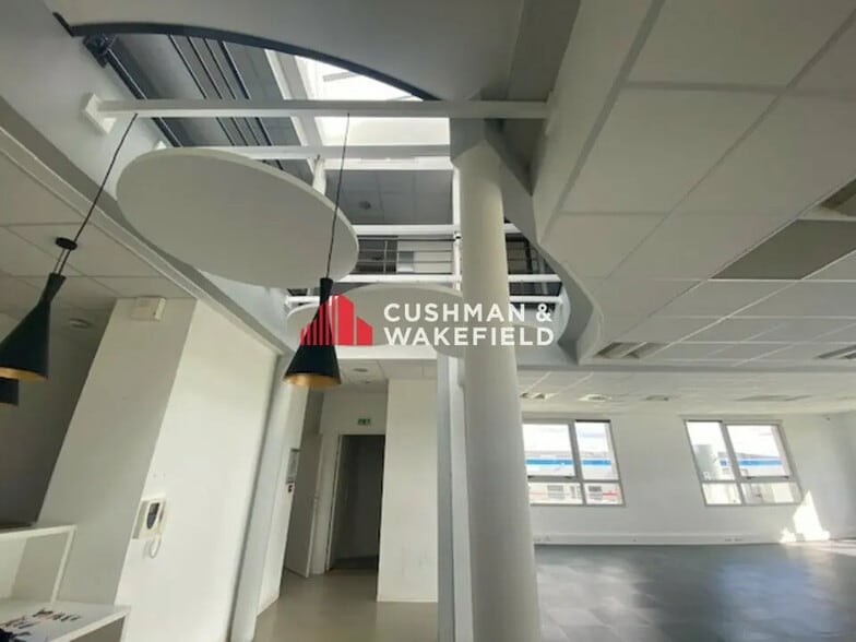 29 Avenue Marconi, Saint-Lys à vendre - Photo de l’immeuble – Image 2 sur 12