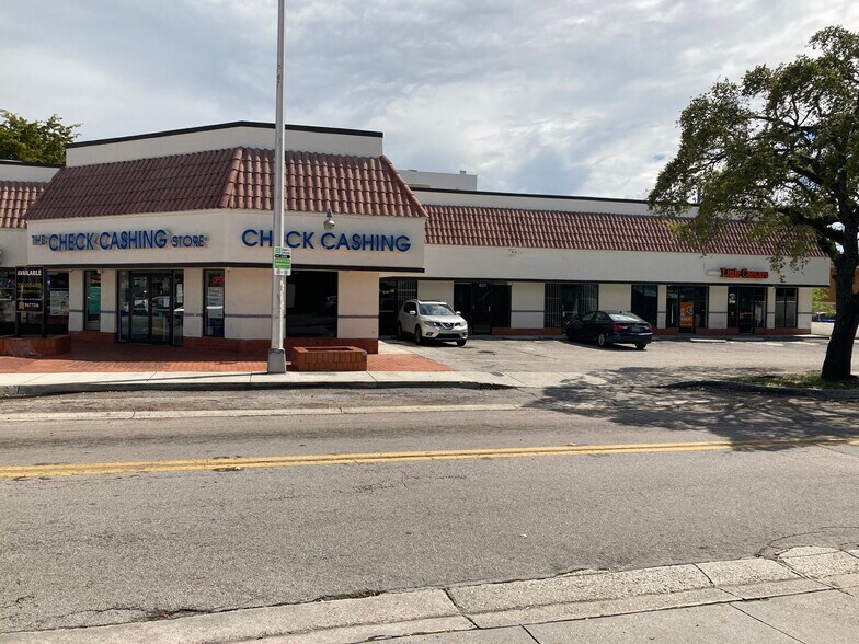 760-776 SW 8th St, Miami, FL à louer - Photo de l’immeuble – Image 2 sur 6