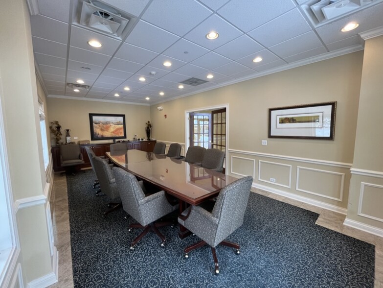 1870 W Winchester Rd, Libertyville, IL à louer - Photo intérieure – Image 3 sur 16