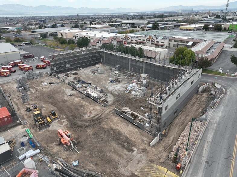 1353 W 130 S, Orem, UT à vendre - Photo de la construction – Image 3 sur 5