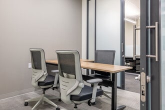 121 Perimeter Ctr W, Atlanta, GA à louer Photo intérieure– Image 2 sur 3