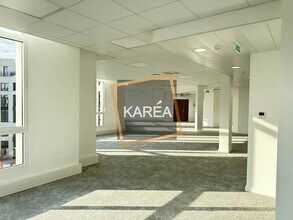 Bureau dans Chessy à louer Photo intérieure– Image 1 sur 2