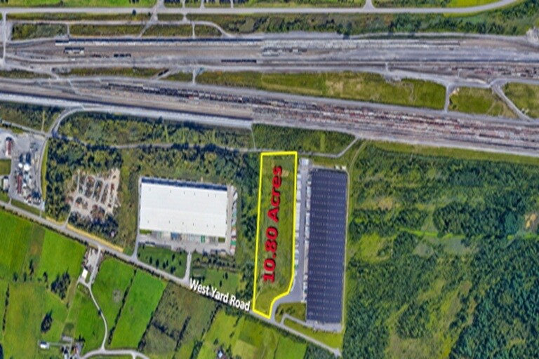 200 Yard rd, Feura Bush, NY à louer - Photo principale – Image 1 sur 1