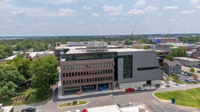 215 NW A St, Bentonville, AR - VUE AÉRIENNE  vue de carte