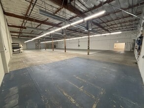 130 Mason Cir, Concord, CA à louer Photo intérieure– Image 2 sur 3