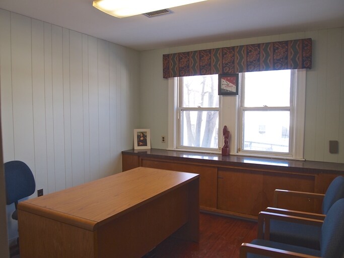 20 E Emerson St, Melrose, MA à louer - Photo de l’immeuble – Image 3 sur 6