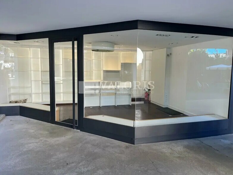 Local commercial dans Megève à louer - Photo de l’immeuble – Image 2 sur 4