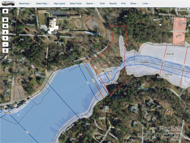 422 N Lakeside Dr, Hendersonville, NC à vendre - Aérien – Image 2 sur 7