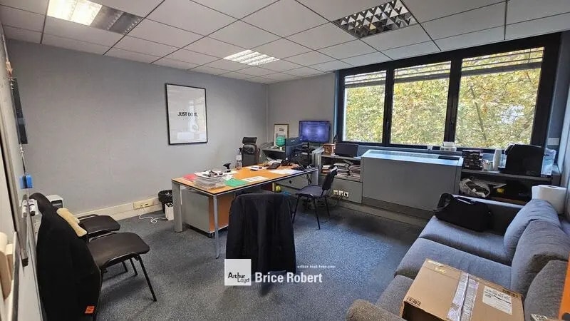 Bureau dans Villeurbanne à louer - Photo intérieure – Image 3 sur 5