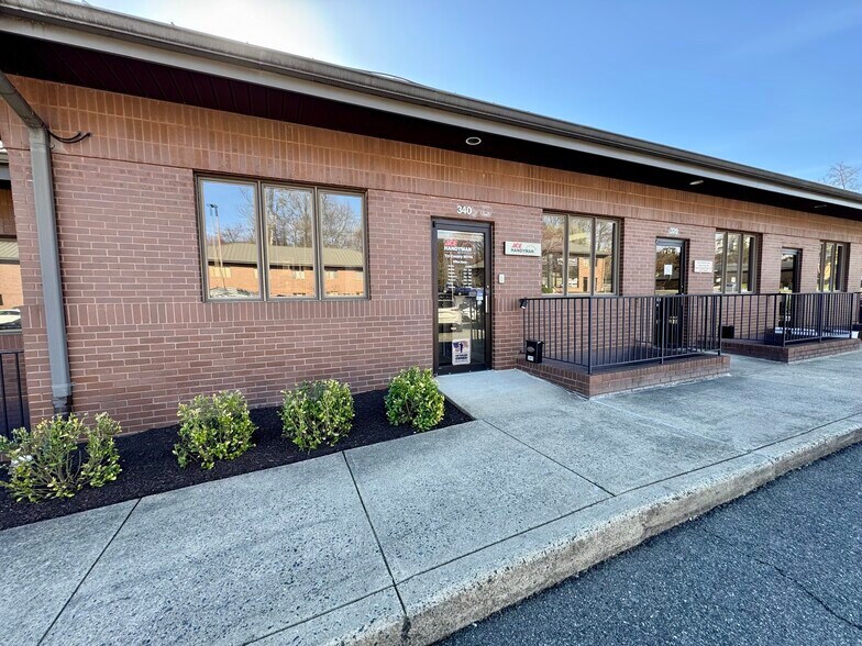 2200 Opitz Blvd, Woodbridge, VA à louer - Photo de l’immeuble – Image 2 sur 12