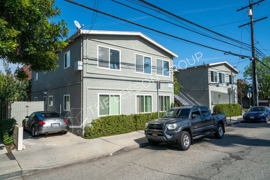 3243 E 10th St, Long Beach, CA à vendre - Photo de l’immeuble – Image 3 sur 12