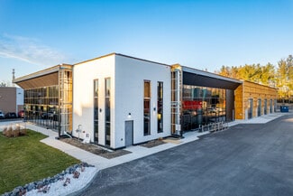 Plus de détails pour 80 Rue Émilien-Marcoux, Blainville, QC - Local d’activités à vendre