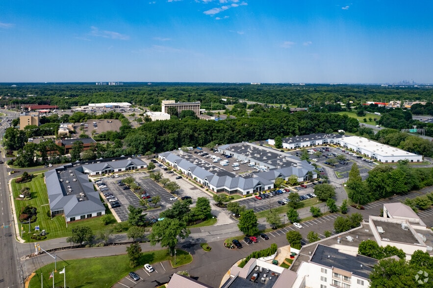 523 Fellowship Rd, Mount Laurel, NJ à louer - Aérien – Image 2 sur 7