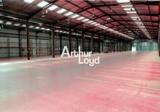 Plus de détails pour Local d'activités à louer