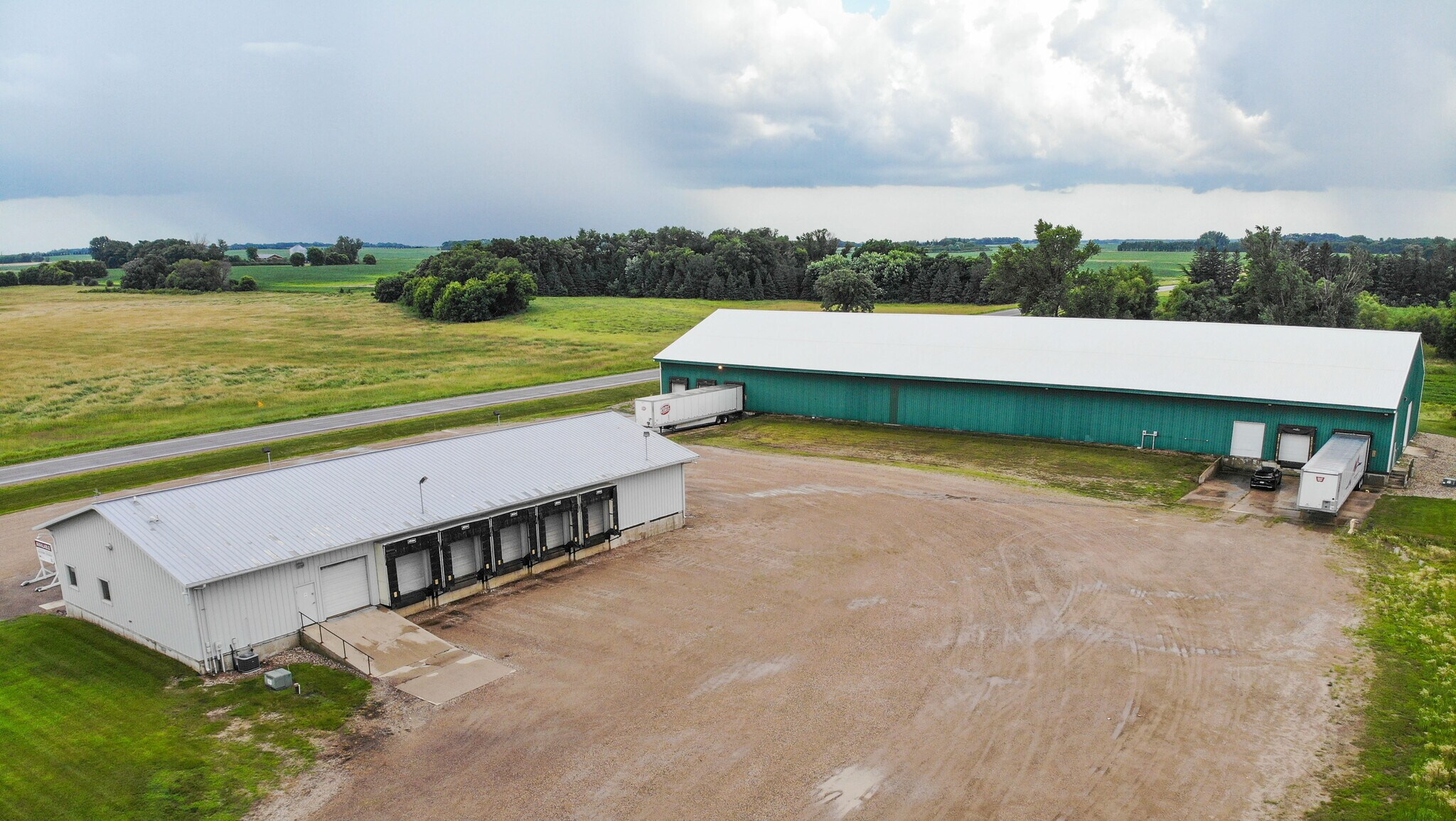 4493 US-12, Willmar, MN à louer Photo de l’immeuble– Image 1 sur 15