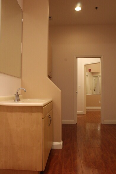 2234 El Camino Real, Santa Clara, CA à louer - Photo de l’immeuble – Image 3 sur 5