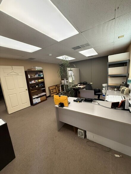 150 Cooper Rd, West Berlin, NJ à vendre - Photo de l’immeuble – Image 1 sur 7