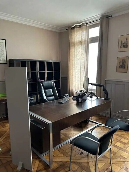 Bureau dans Rouen à louer - Photo de l’immeuble – Image 2 sur 3