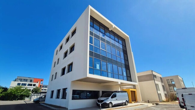 Plus de détails pour Bureau à vendre