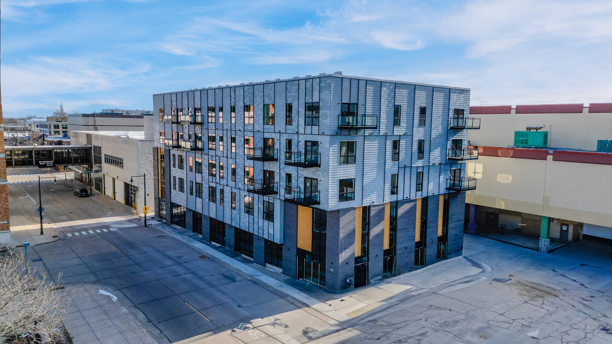 115 E Washington St, Appleton, WI à louer Photo principale– Image 1 sur 14