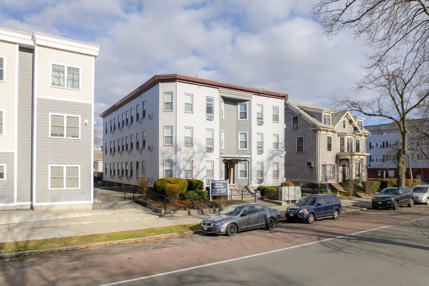 69 N Common St, Lynn, MA à vendre - Photo de l’immeuble – Image 2 sur 10