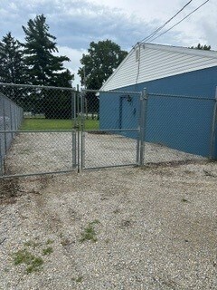 305 N Ohio St, Greenville, OH à louer - Photo de l’immeuble – Image 3 sur 7