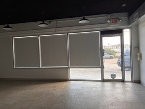 11300-11330 Old Katy Rd, Houston, TX à louer Photo intérieure– Image 1 sur 9