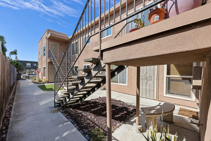 4629 Bancroft St, San Diego, CA à vendre - Photo de l’immeuble – Image 2 sur 16