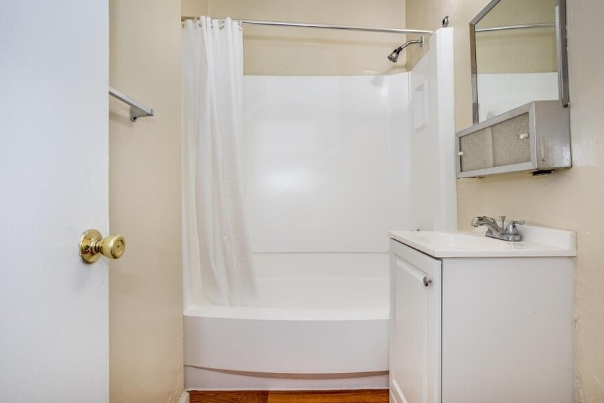 1497 W 29th St, Los Angeles, CA à vendre - Photo de l’immeuble – Image 2 sur 61