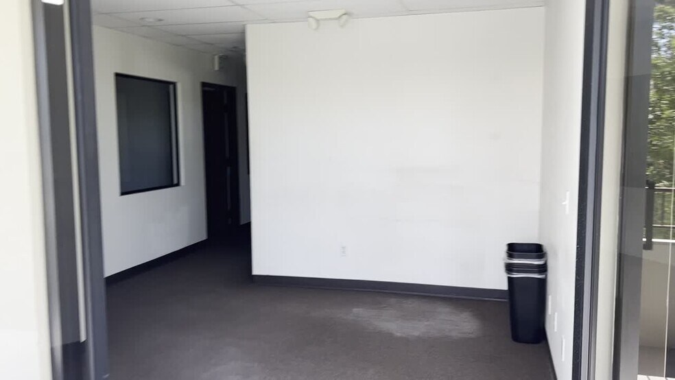 3360 Flair Dr, El Monte, CA à louer - Vidéo sur l’annonce professionnelle – Image 2 sur 64