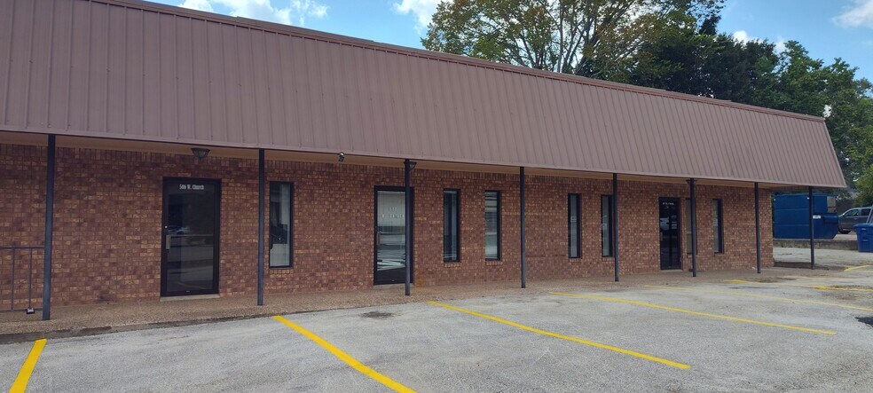 510 W Church St, Livingston, TX à louer - Photo de l’immeuble – Image 2 sur 10