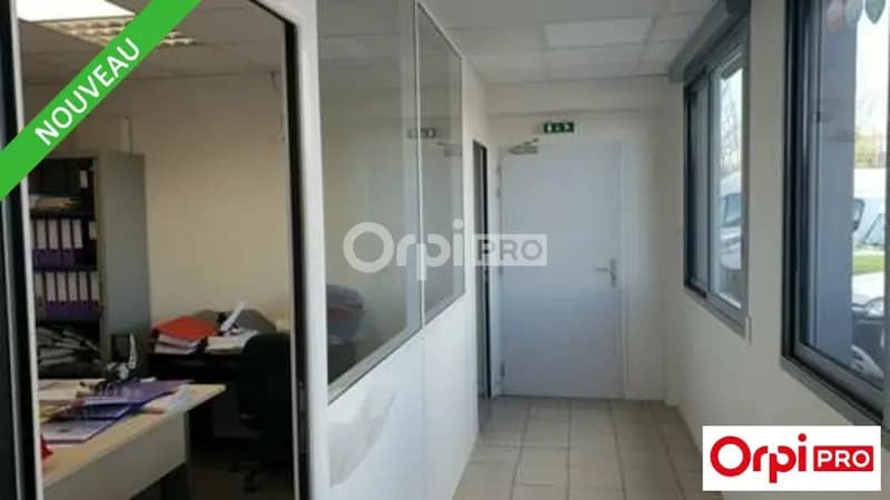 Bureau dans Valence à louer - Photo intérieure – Image 2 sur 3
