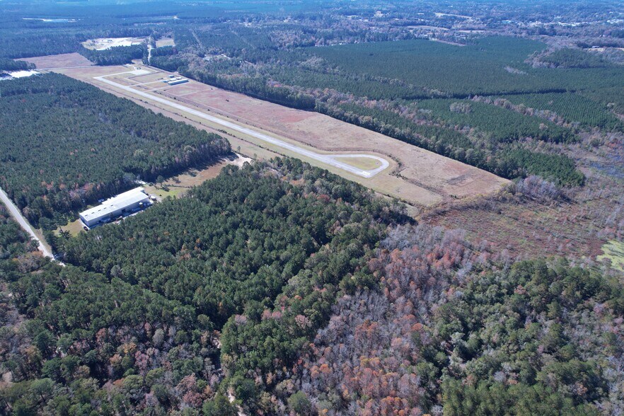 793 Puncheon Creek Dr, Andrews, SC à vendre - Photo de l’immeuble – Image 2 sur 12