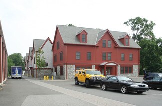 Plus de détails pour 60 S Broad St, Milford, CT - Bureau à louer