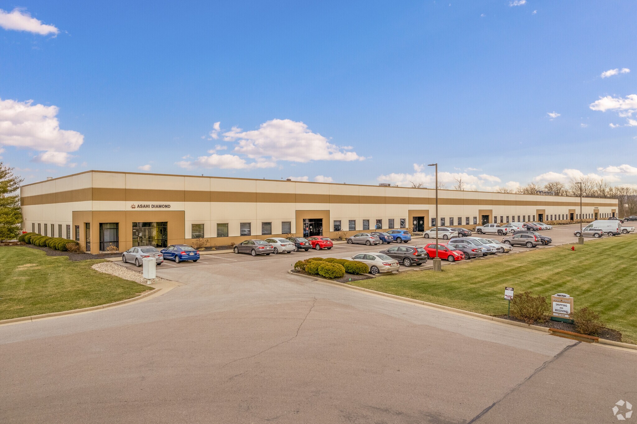 9872-9898 Windisch Rd, West Chester, OH à louer Photo de l’immeuble– Image 1 sur 5