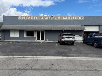 Plus de détails pour 10 NE 3rd St, Homestead, FL - Local commercial à louer