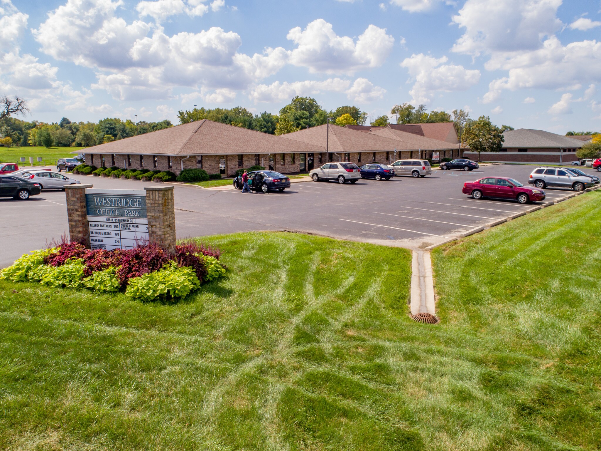 6781 E US Highway 36, Avon, IN à louer Photo principale– Image 1 sur 7