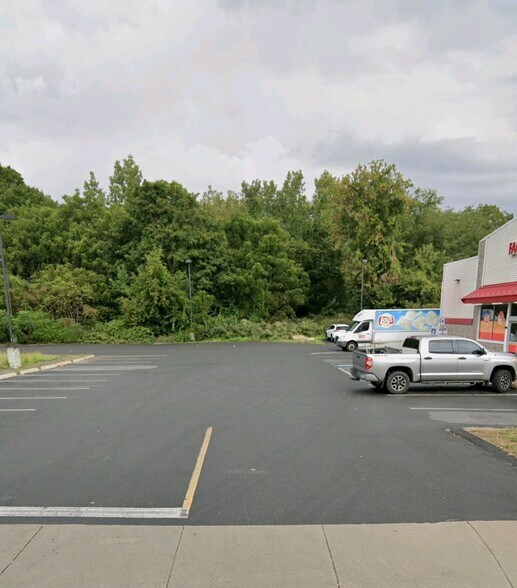 38 Elm St, Willimantic, CT à vendre - Autre – Image 3 sur 3