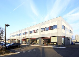 Plus de détails pour 330 Fairfield Ave, Stamford, CT - Local d'activités à louer