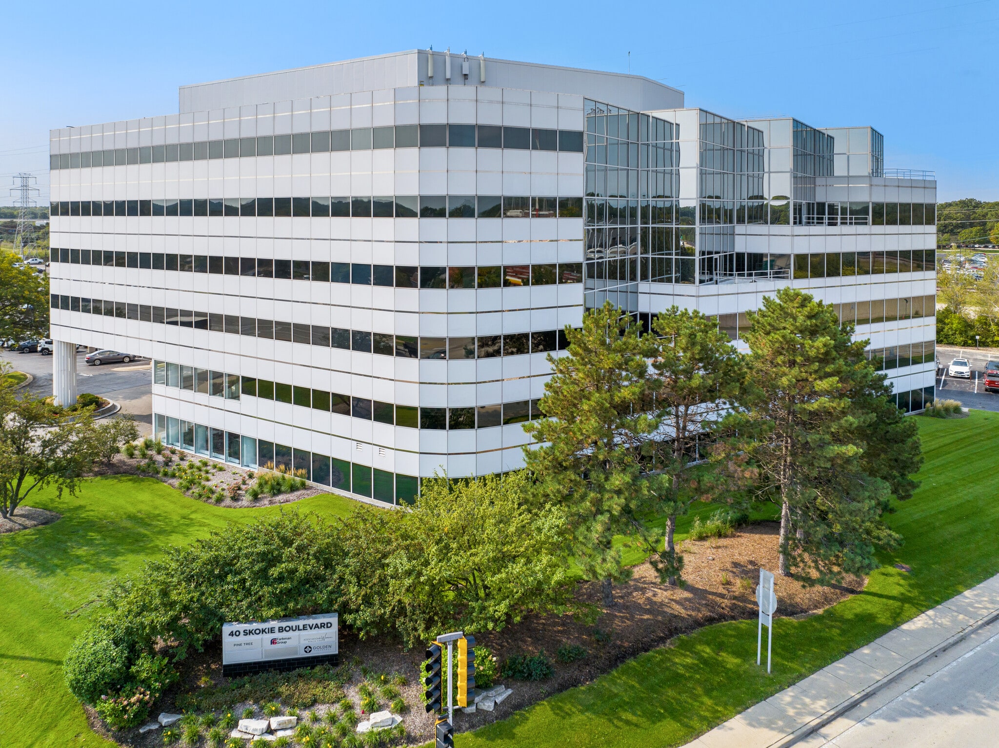 40 Skokie Blvd, Northbrook, IL à vendre Photo de l’immeuble– Image 1 sur 17